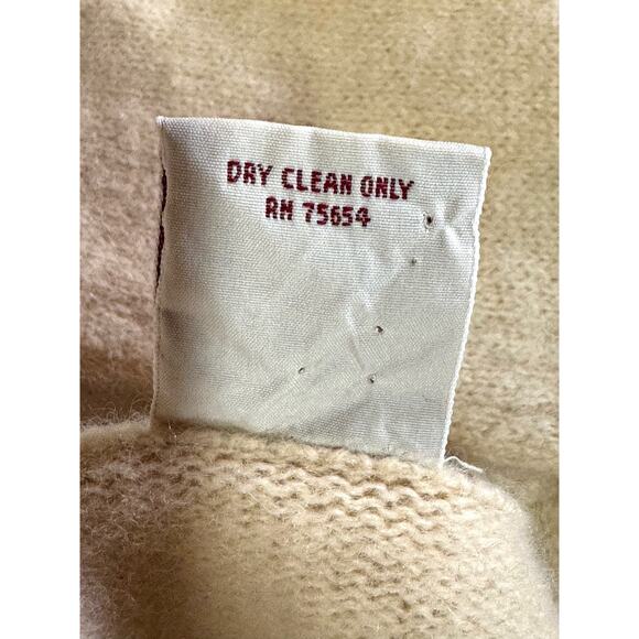 VINTAGE 90s Abercrombie Wool Blend Sweater Cream Pink Size M Preppy Minimalist - Picture 9 of 12